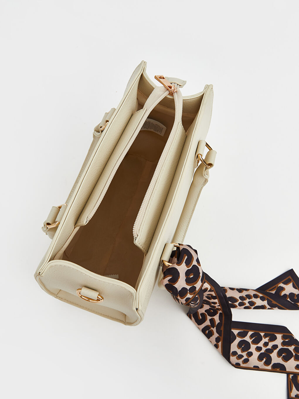 Leather-look shoulder bag for women.-3