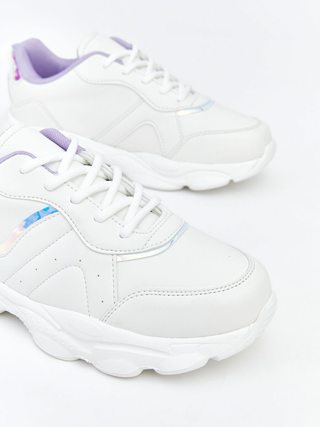 Beyaz Bağcıklı Kız Çocuk Spor Ayakkabı-2