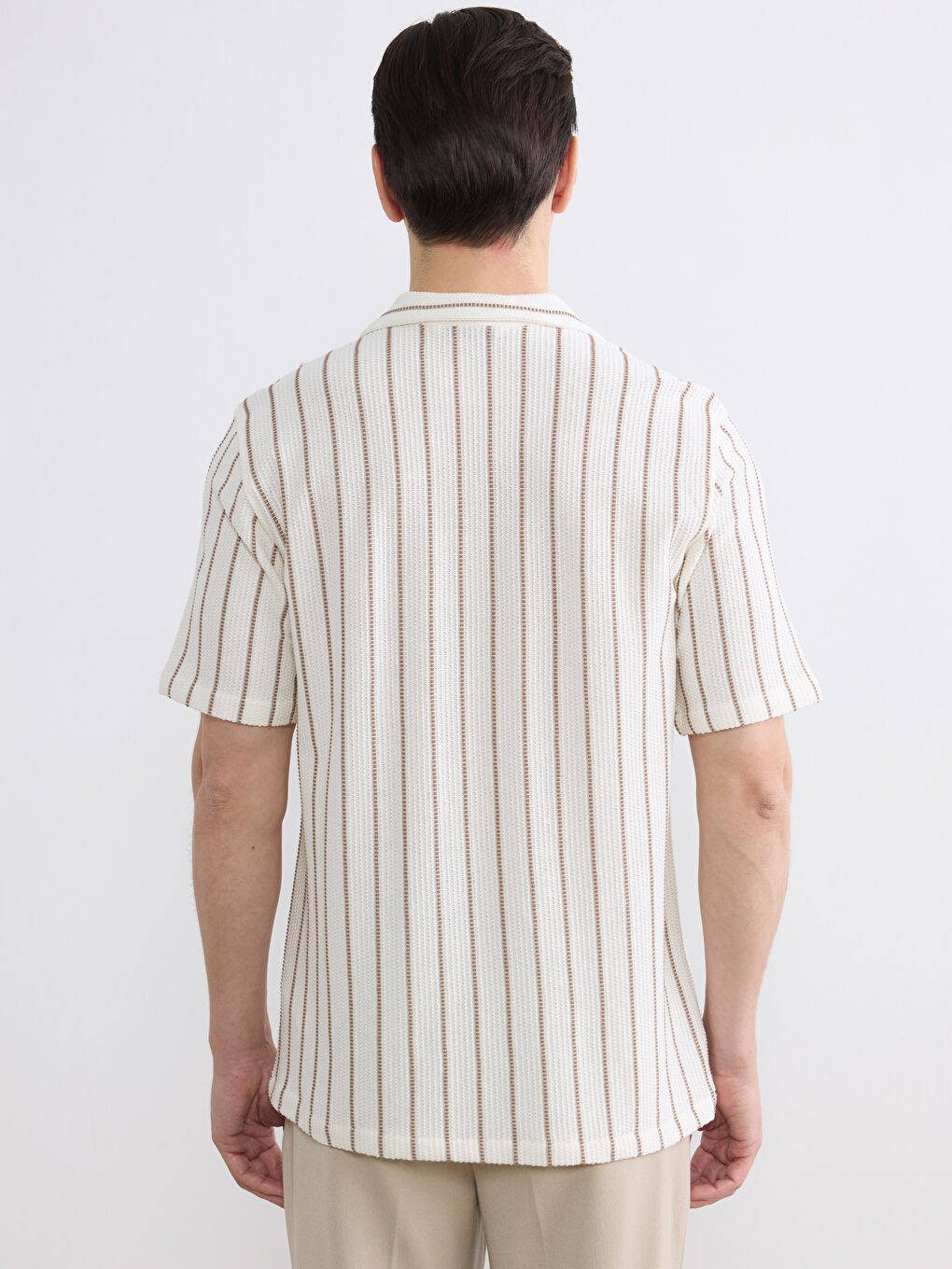 Ekru Regular Fit Resort Yaka Çizgili Erkek Gömlek-3