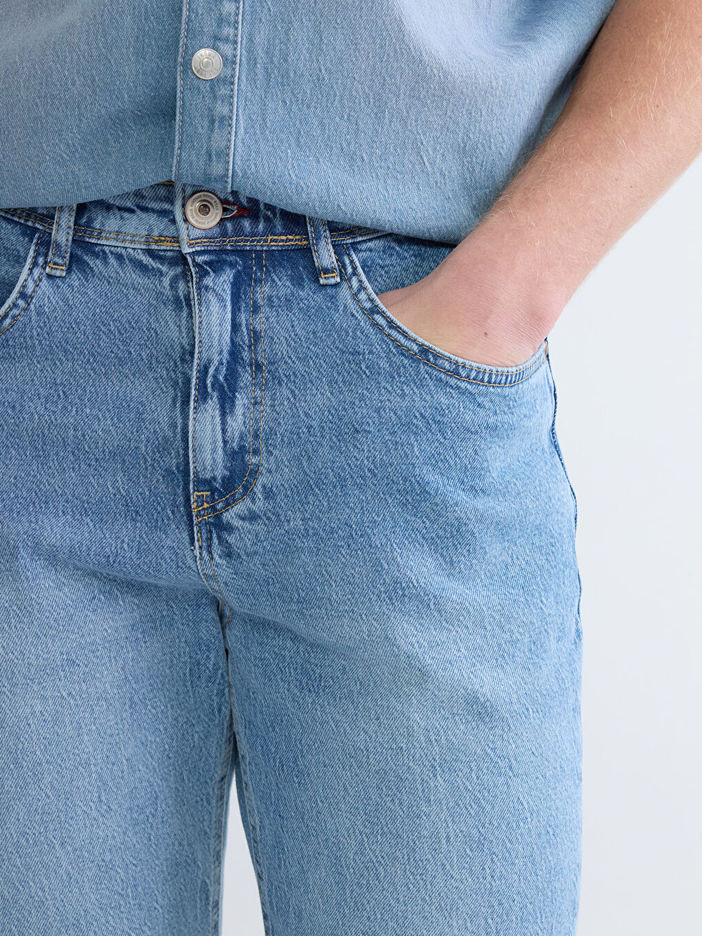 710 Loose Fit Men's Jean-2