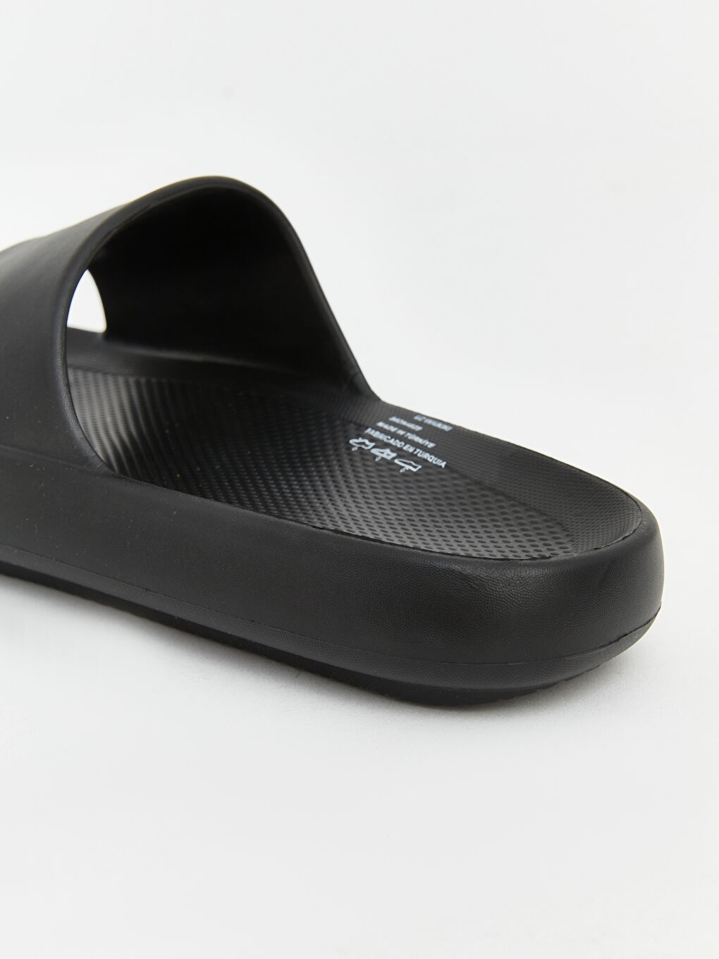 Siyah Tek Bantlı Erkek Terlik-3