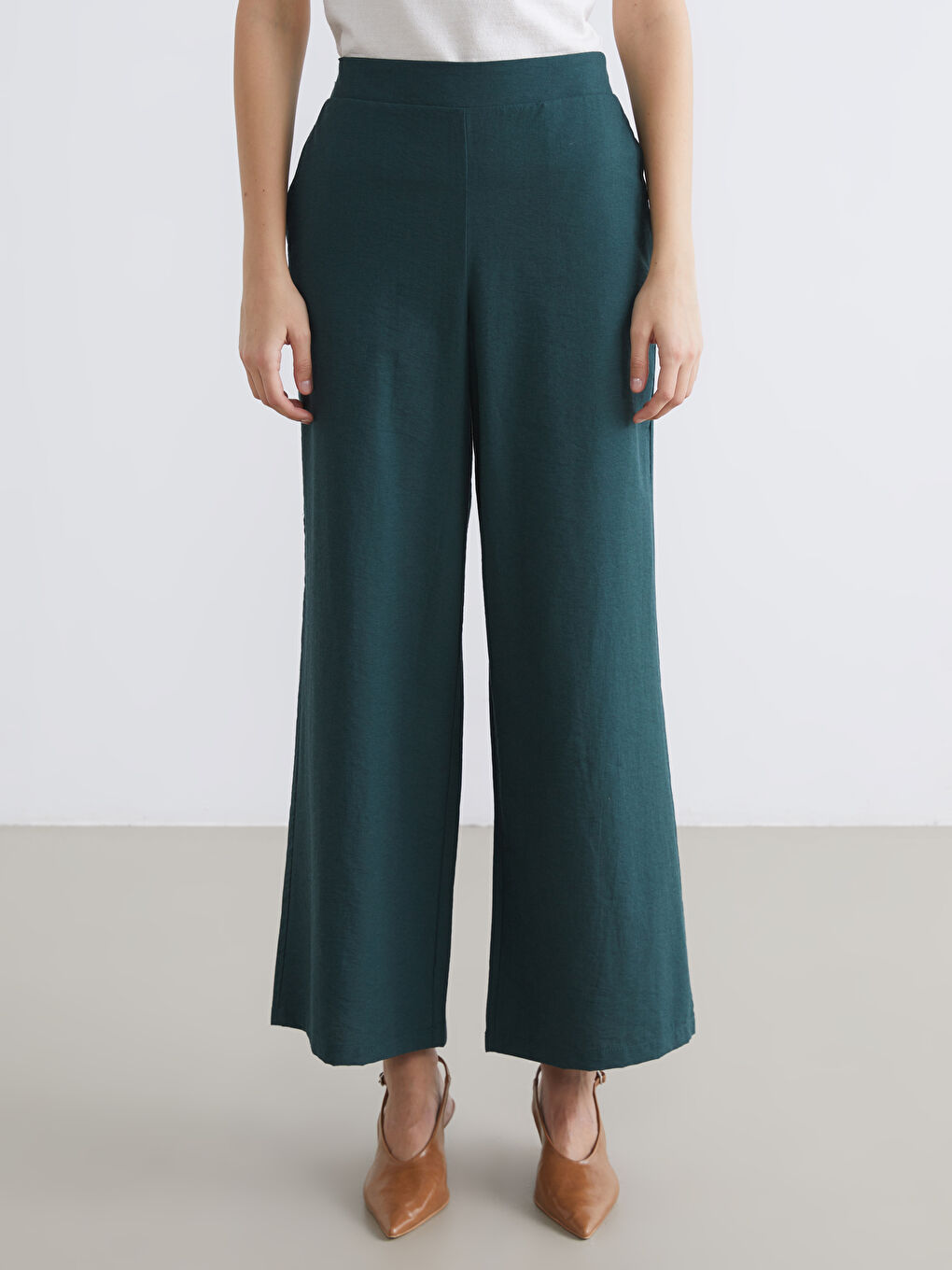 Woman GREEN Trousers-1