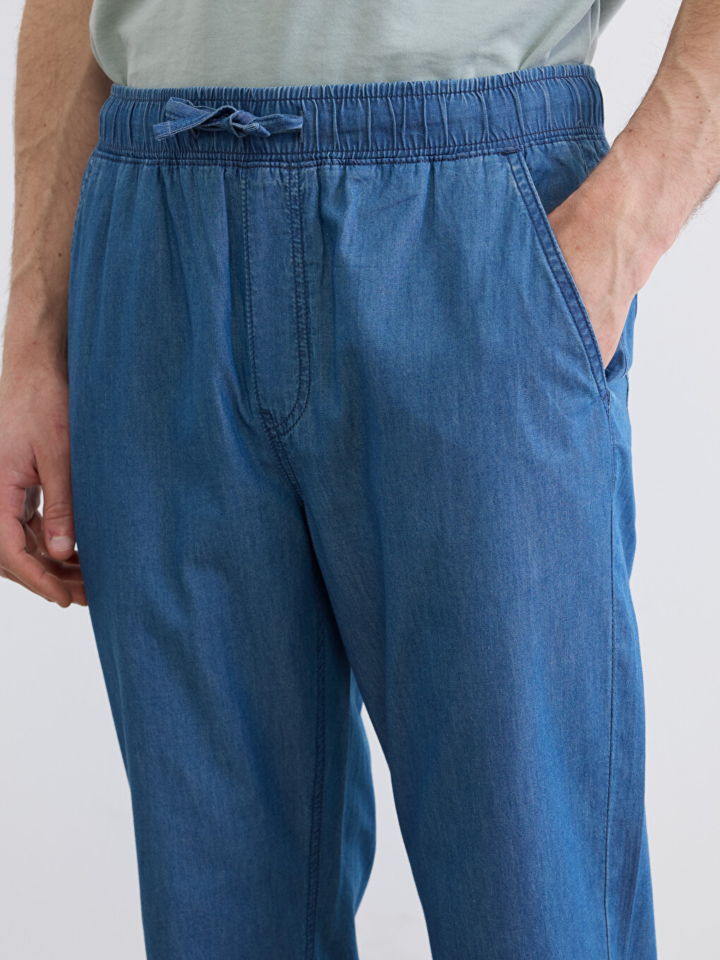 Loose Fit Men's Jeans-2