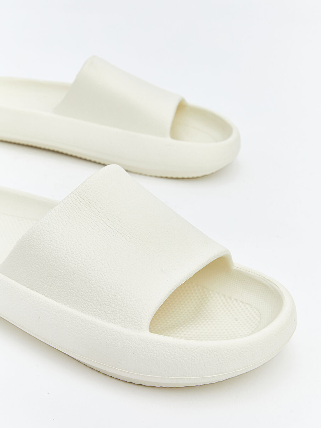 Single Band Men's Slippers-2