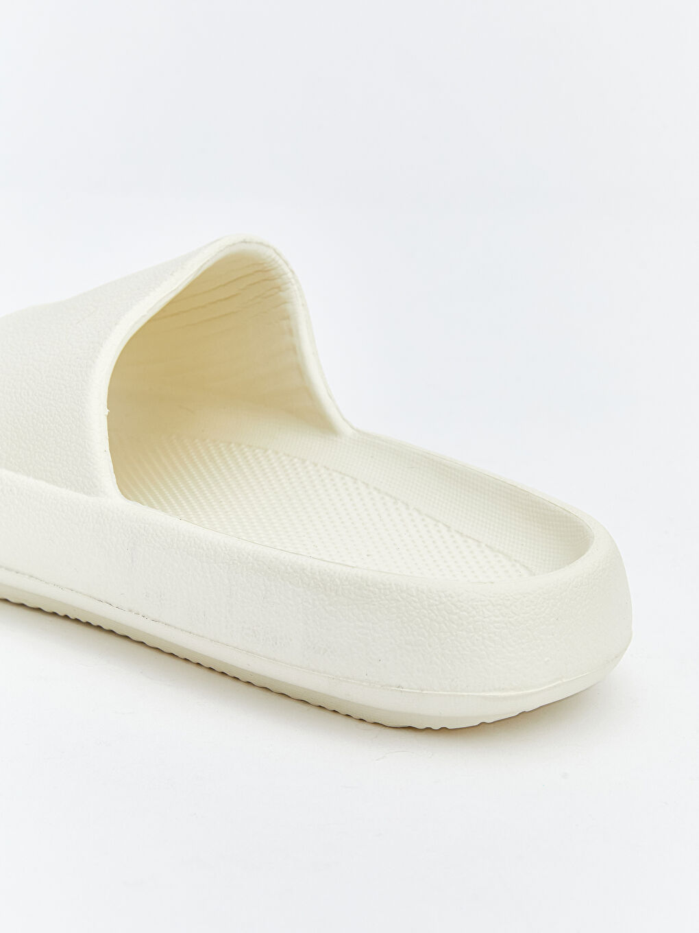 Single Band Men's Slippers-4