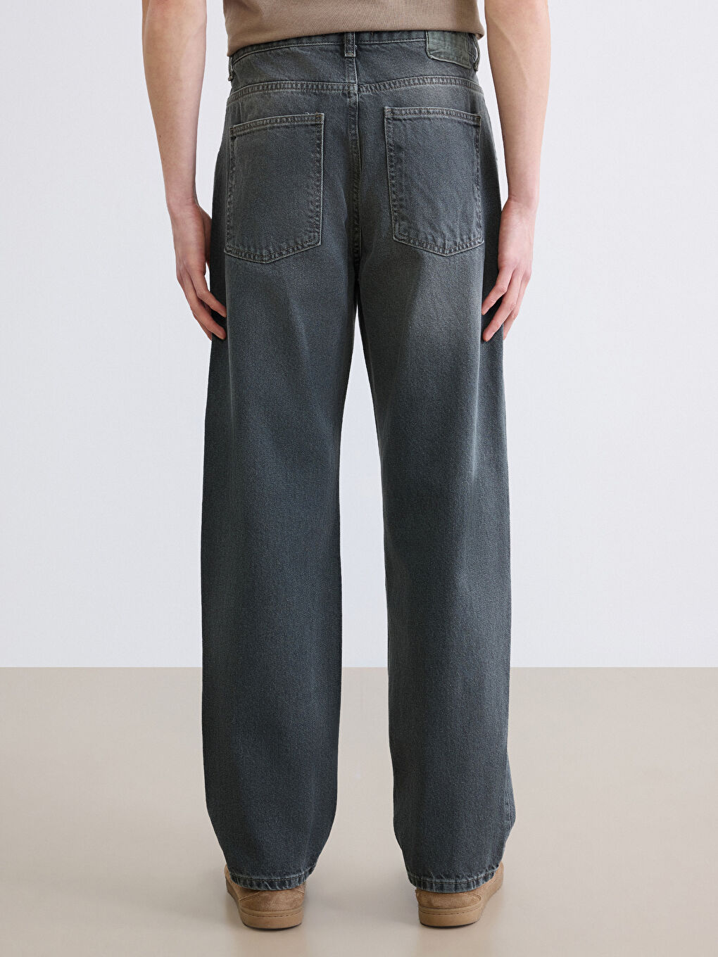 Men's Loose Fit Jeans-3