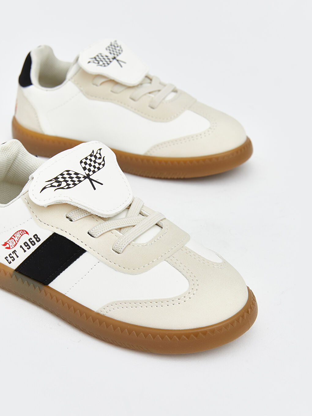 پێڵاوی وەرزشی سپی کوڕی ساوا-2