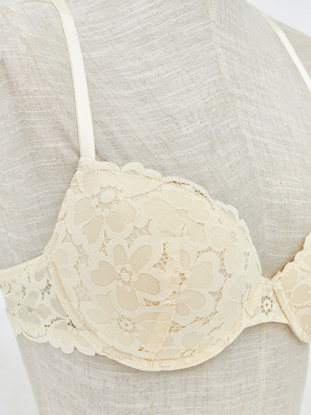 Bej Balenli Dolgusuz Dantelli Tişört Sütyen-2