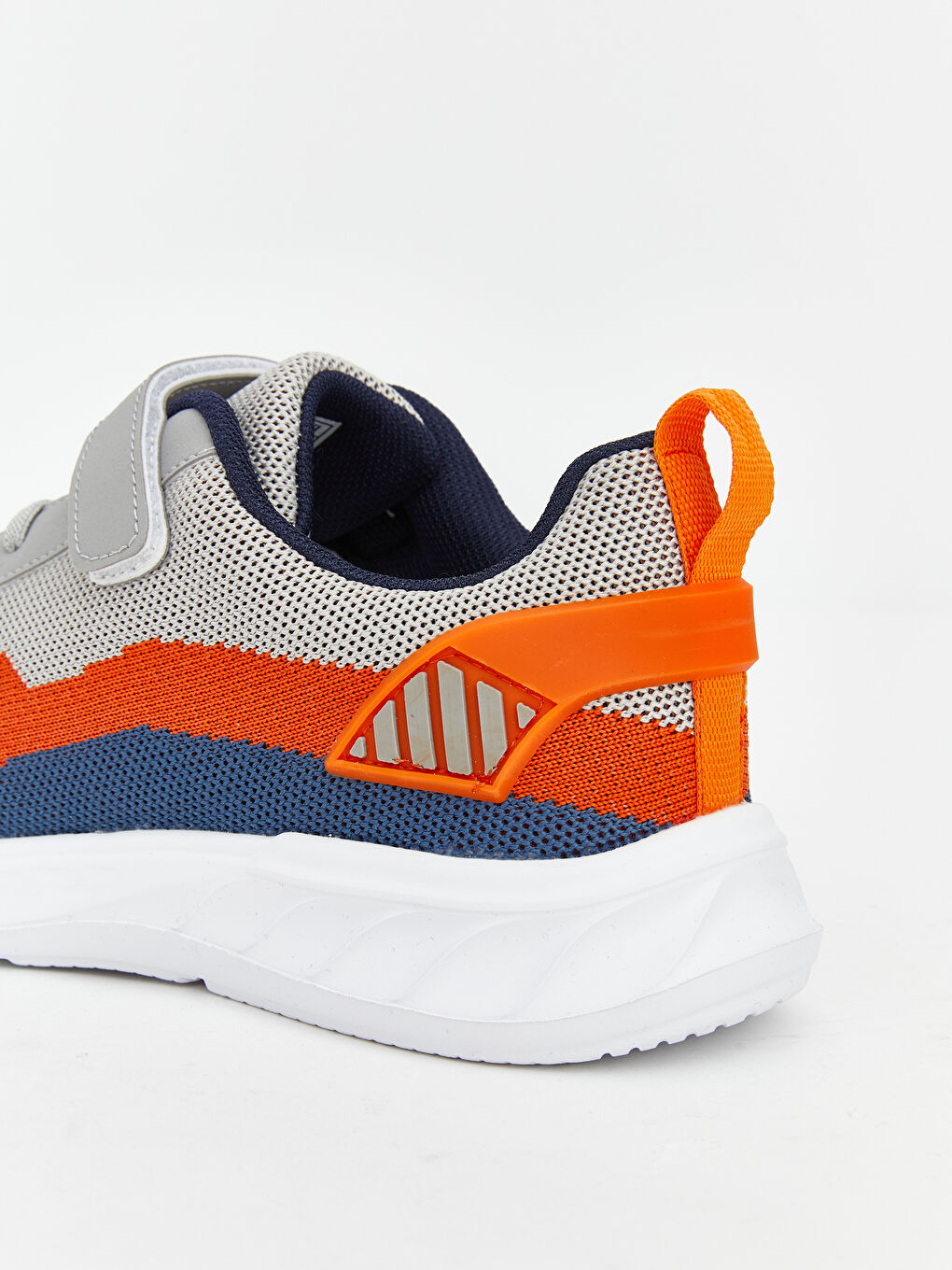 Gri Bağcık ve Cırt Cırtlı Erkek Çocuk Spor Ayakkabı-4