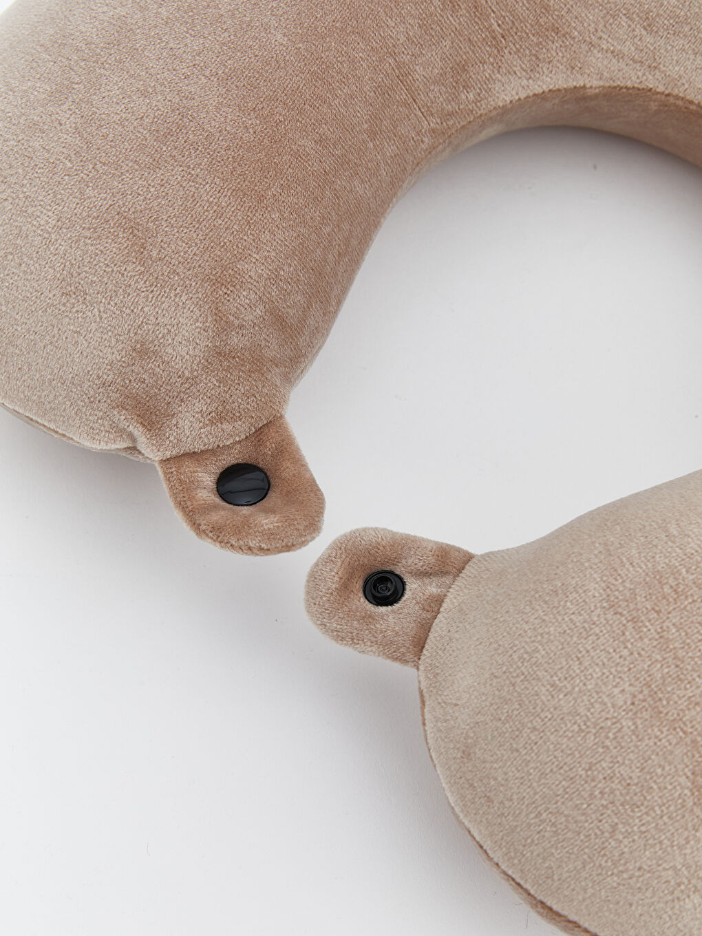 Kahverengi Pelüş Boyun Yastığı-2