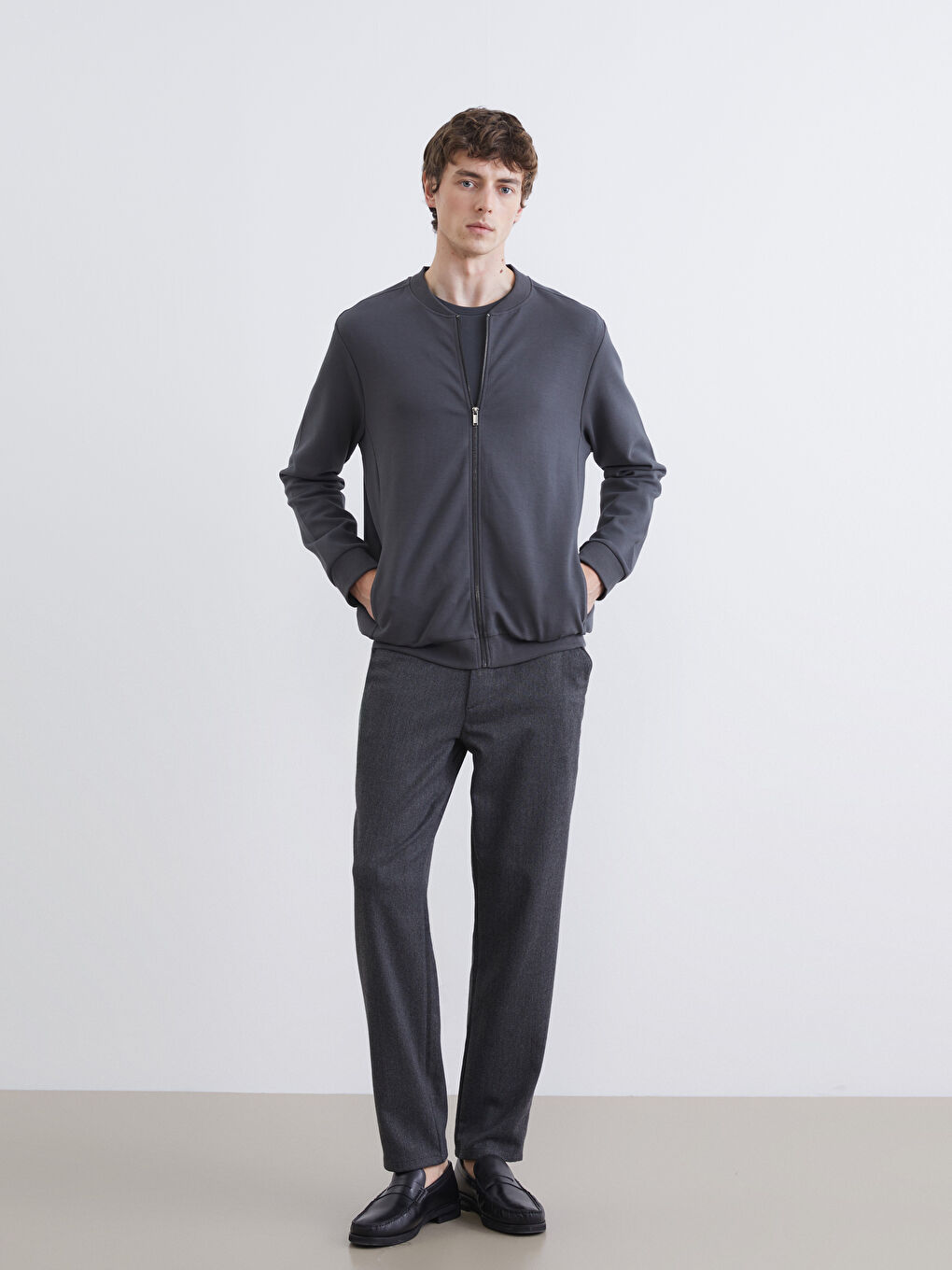 Antrasit Standart Kalıp Erkek Fermuarlı Sweatshirt-1