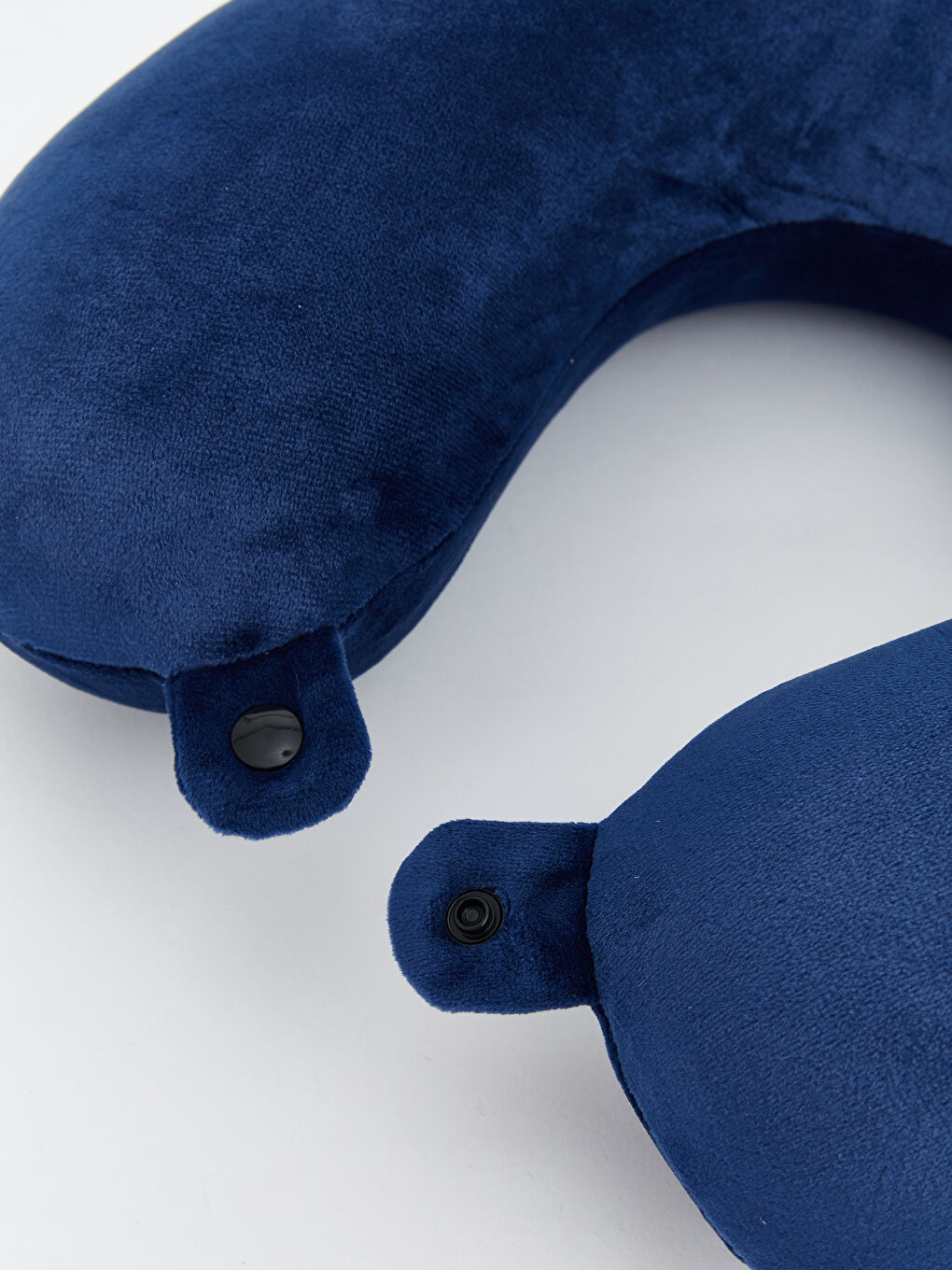 Jastuk za vrat sa kopčom na pritisak-2