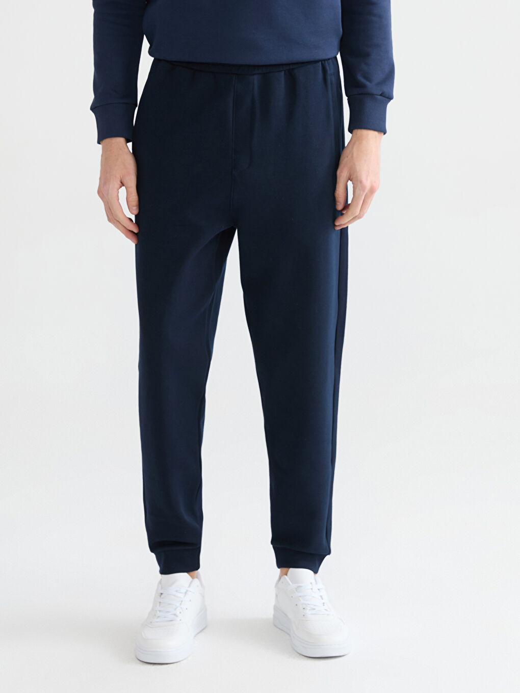 Мъжки спортни панталони джогър с редовен подходящ-1