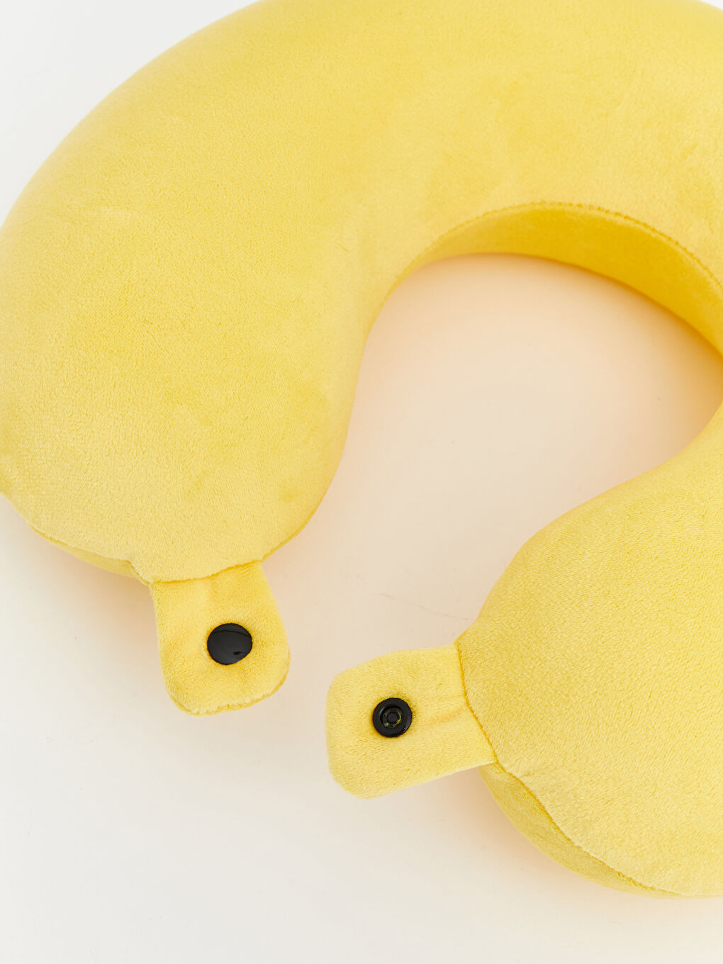 Sarı Pelüş Boyun Yastığı-2