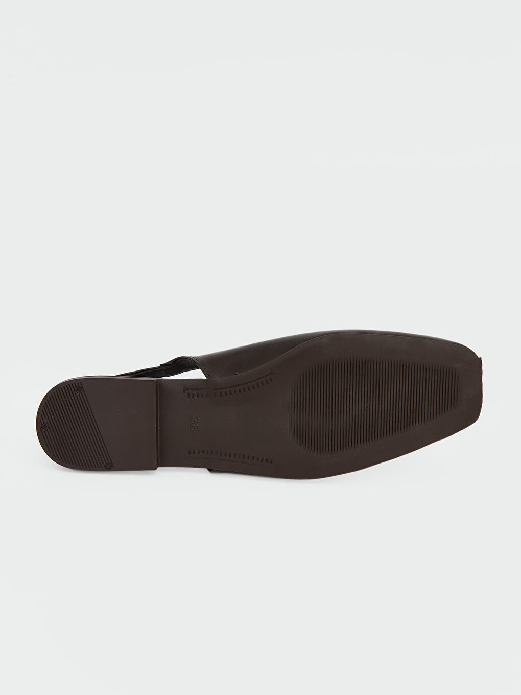 Kahverengi Kare Burunlu Kadın Babet-3