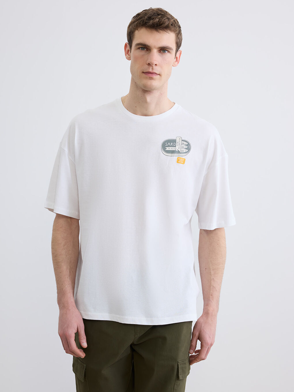 Man WHITE T-Shirt