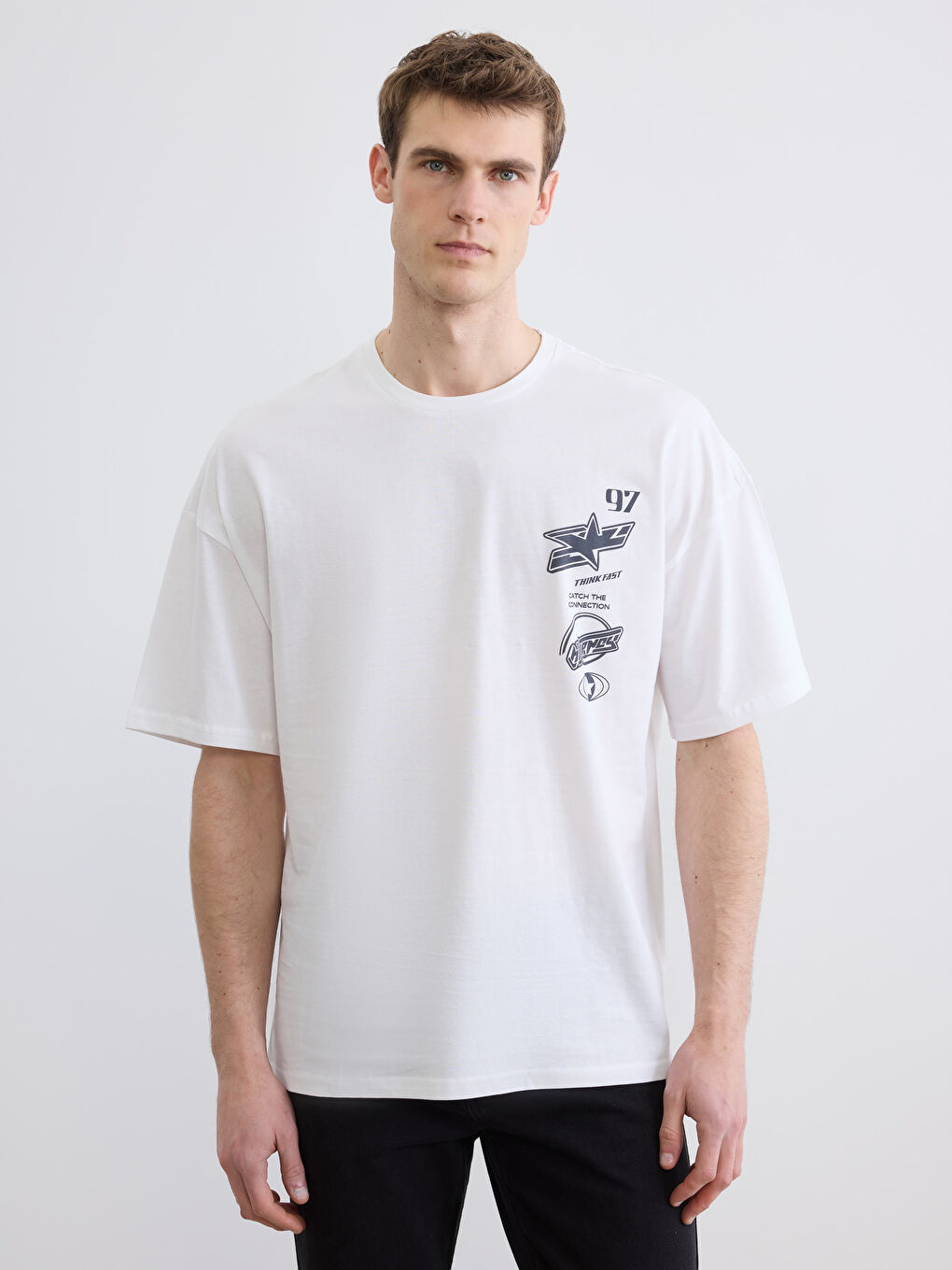 Man WHITE T-Shirt