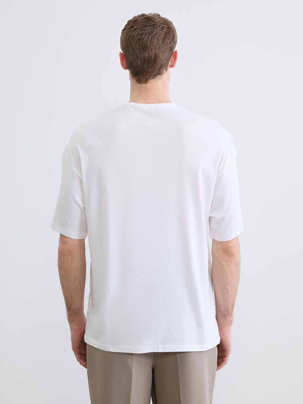 Man WHITE T-Shirt-3
