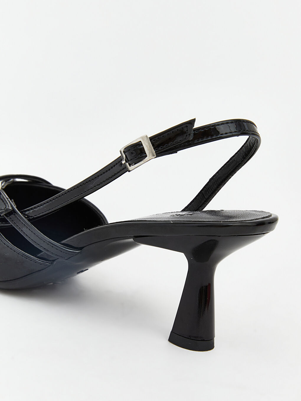 Siyah Sivri Burun Rugan Kadın Topuklu Ayakkabı-4