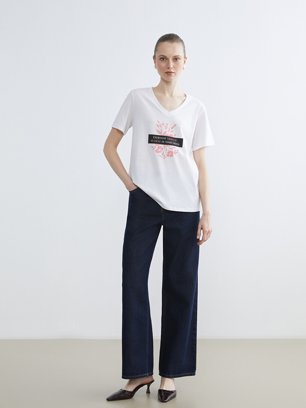 V Neck Printed Women's T-shirt-1