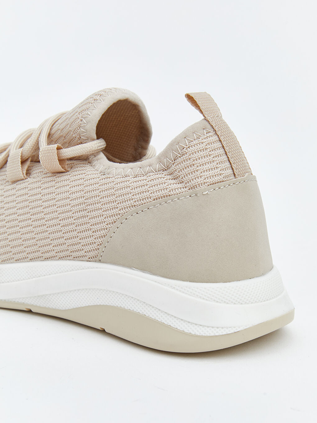 Bej Bağcıklı File Detaylı Kadın Spor Ayakkabı-4