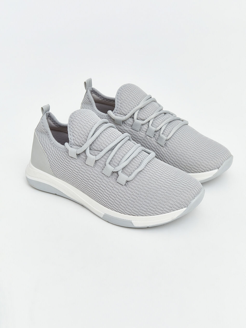 Gri Bağcıklı File Detaylı Kadın Spor Ayakkabı