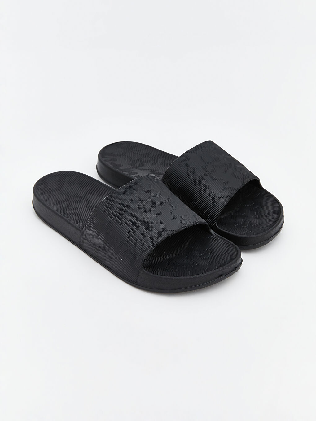 Узорчатые мужские тапочки