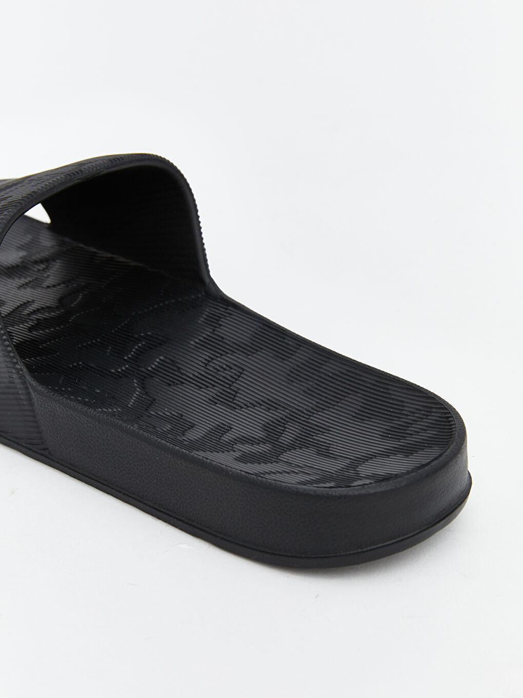 Узорчатые мужские тапочки-4