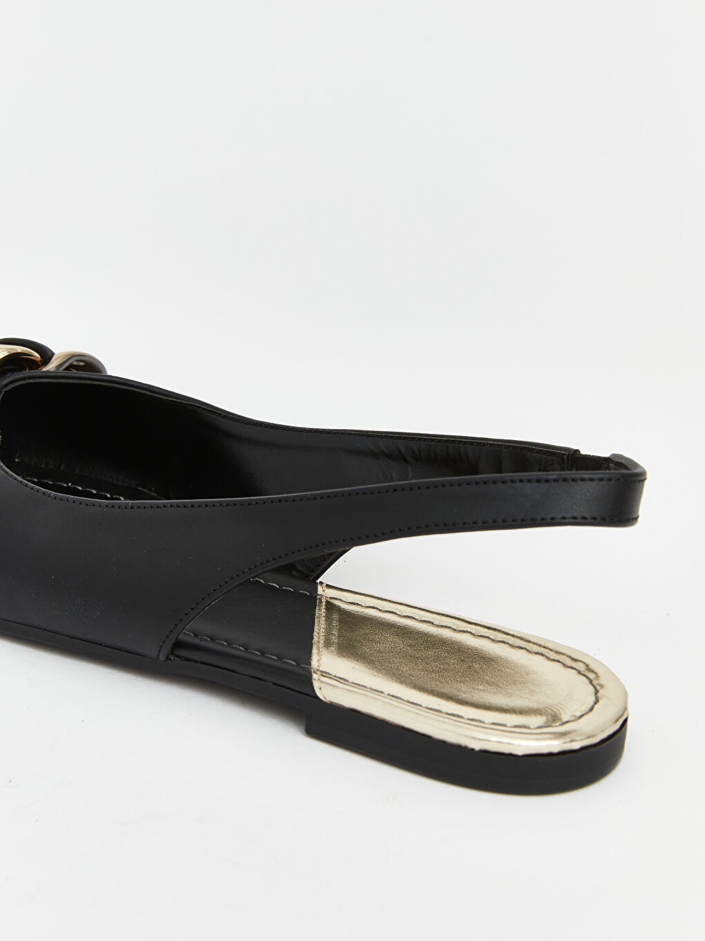 Siyah vri Burunlu Arkası Açık Zincir Detaylı Babet-4