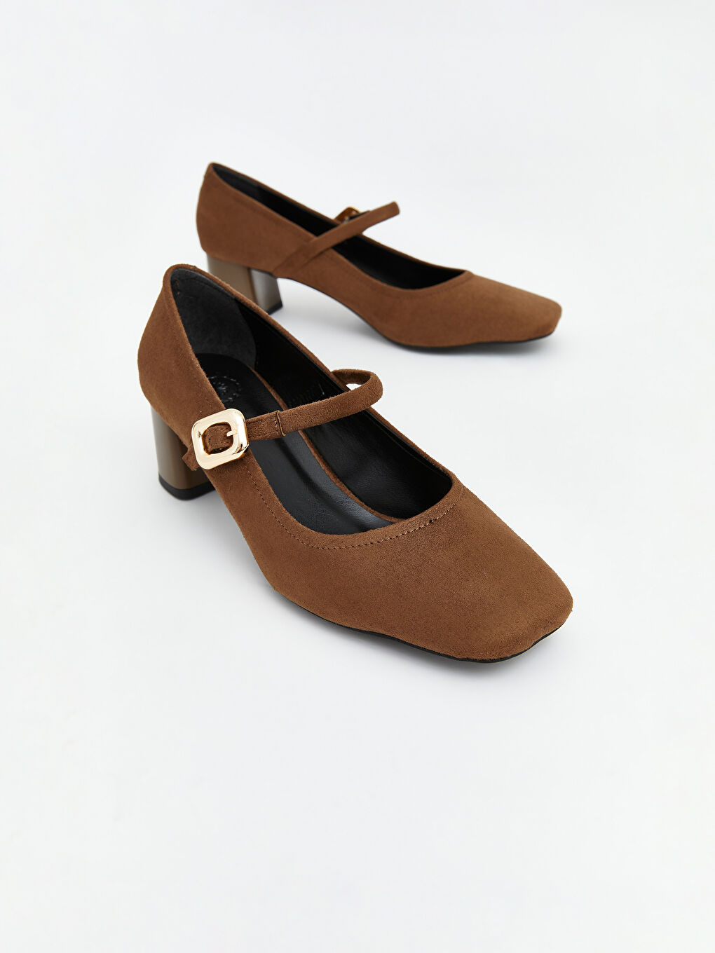 Kahverengi Küt Burunlu Bantlı Kadın Topuklu Ayakkabı-2