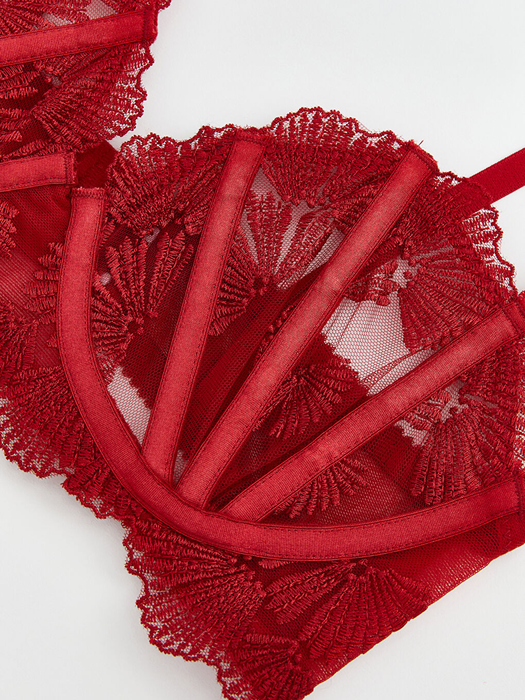 Kırmızı Balenli Pedsiz Brode Fantezi Straplez Sütyen-2