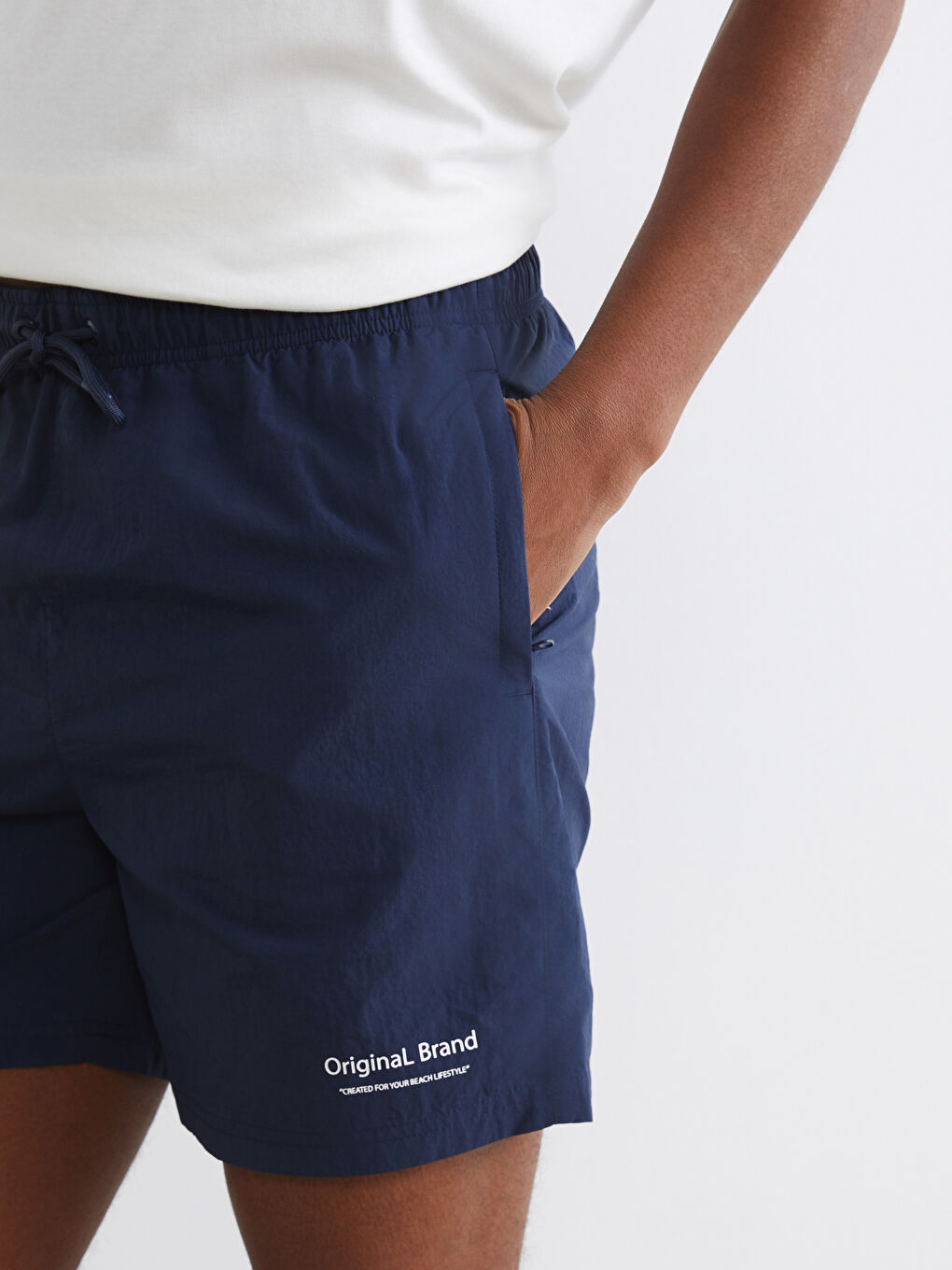 Kurze bedruckte Herren-Badeshorts-2