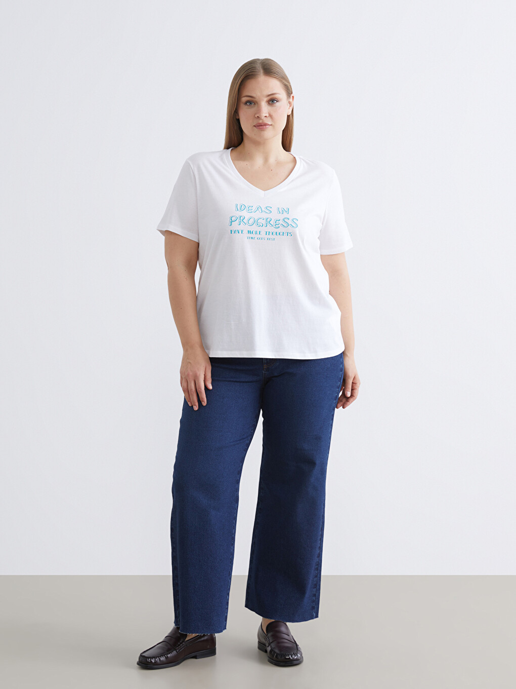 V Neck Printed Women's T-shirt-1
