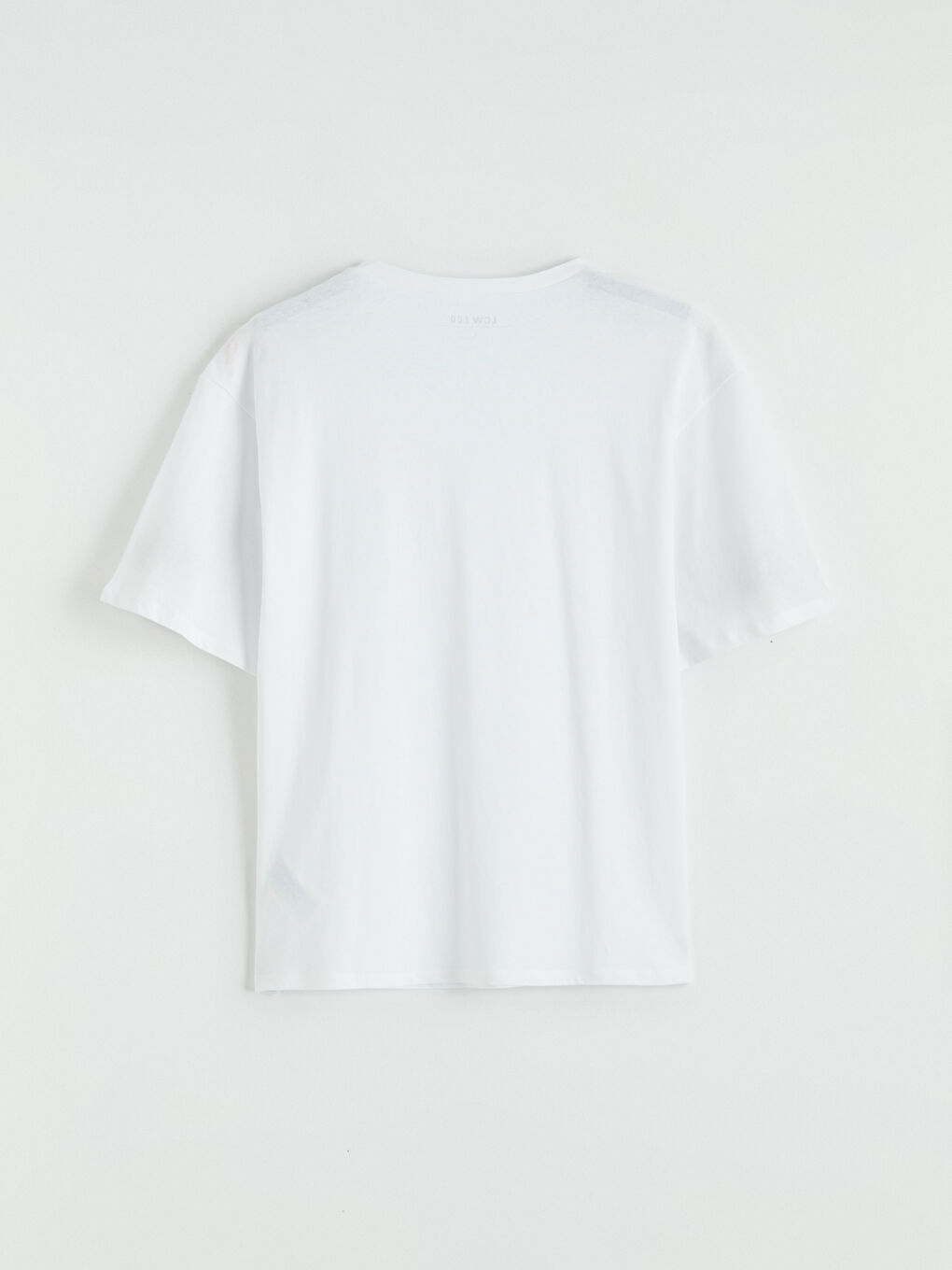 تي شيرت نسائي مطبوع بأوفراسايز وياقة دائرية-5