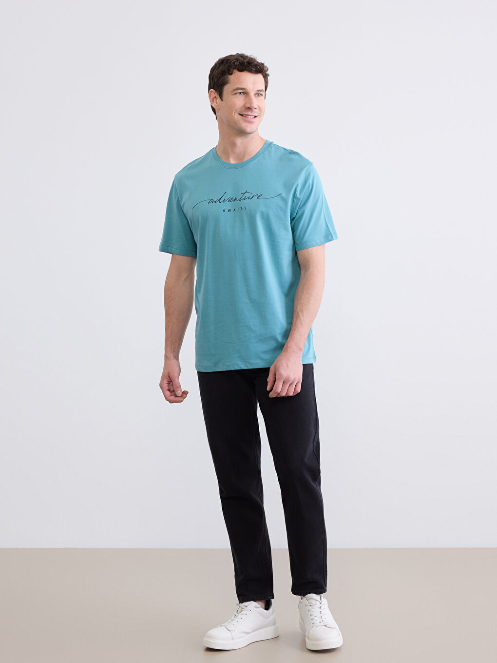 Turkuaz Bisiklet Yaka Baskılı Erkek Tişört-1