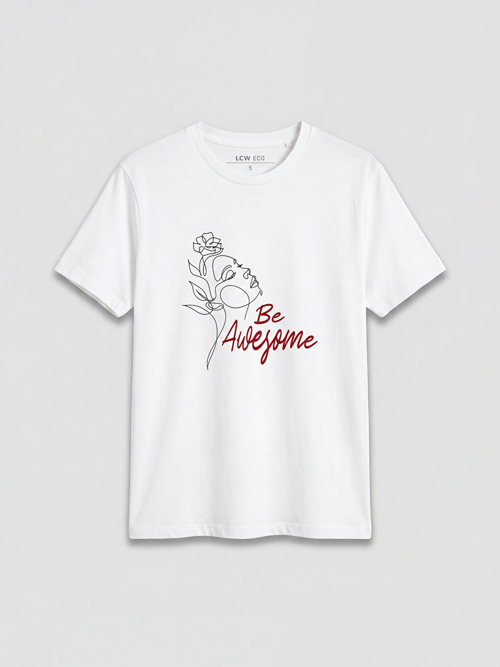 Жена Бяло Тениска