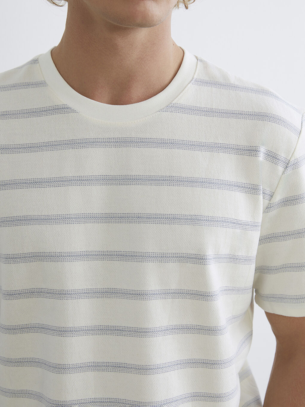 Mavi Bisiklet Yaka Çizgili Pike Erkek Tişört-2