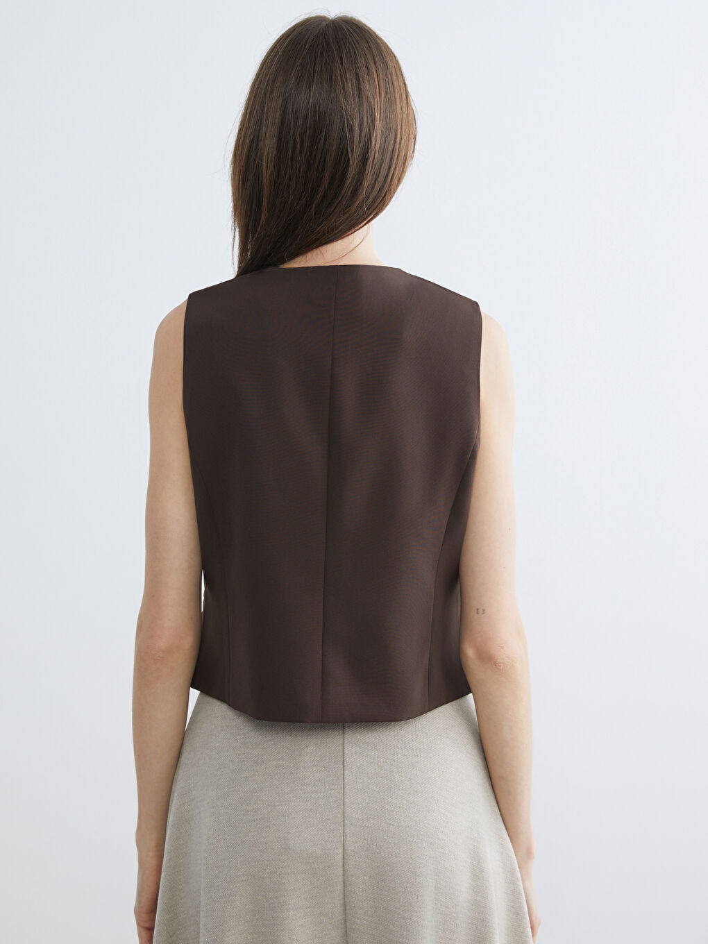 Women's V-Neck Crepe Classic Vest-3