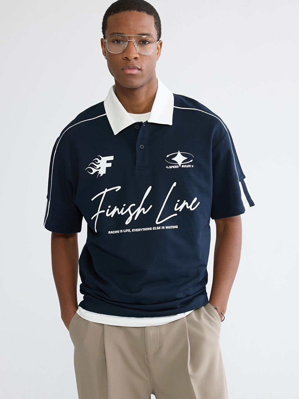 Lacivert Polo Yaka Nakışlı Erkek Tişört