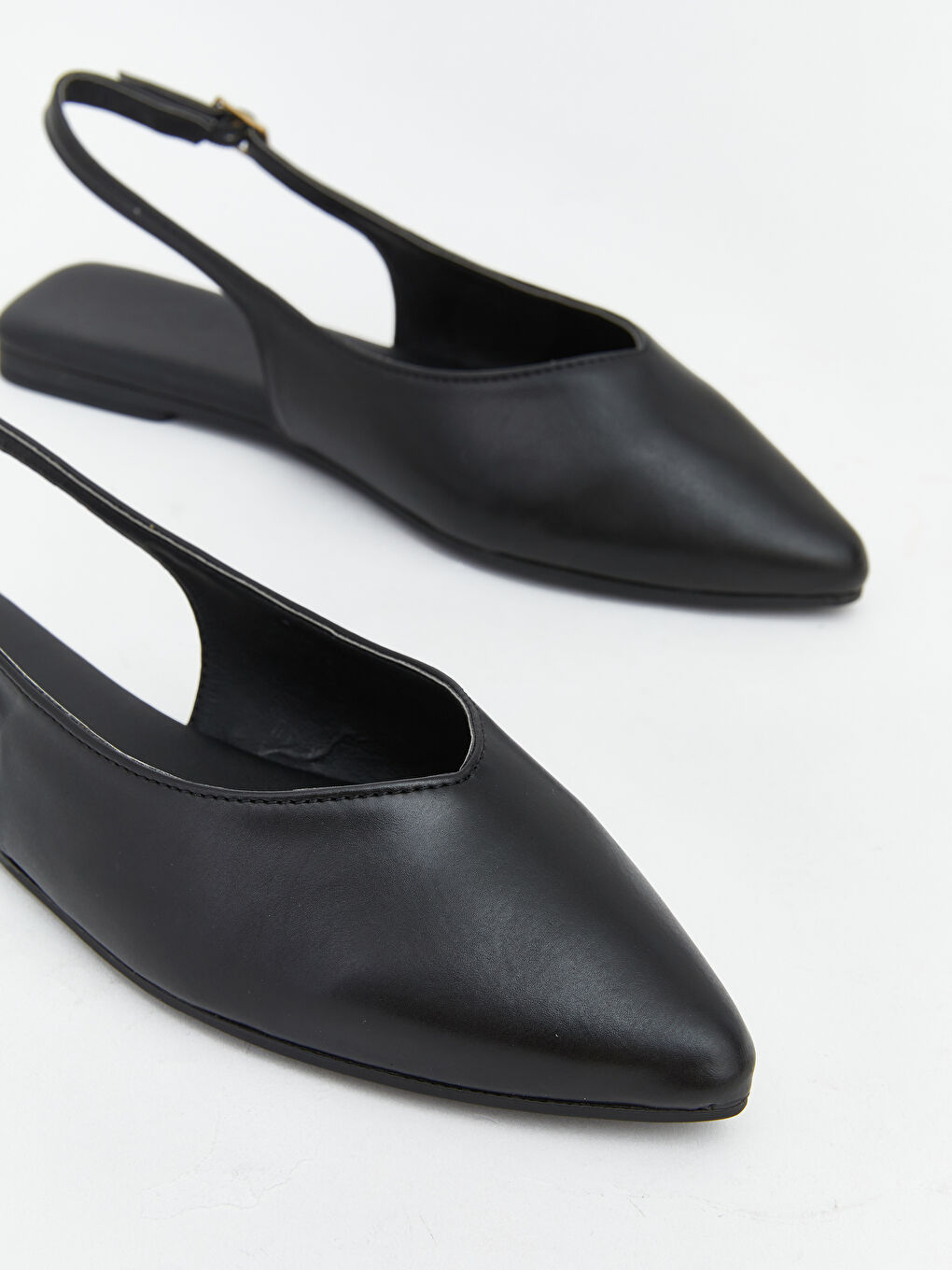 Siyah Sivri Burun Kadın Babet-2