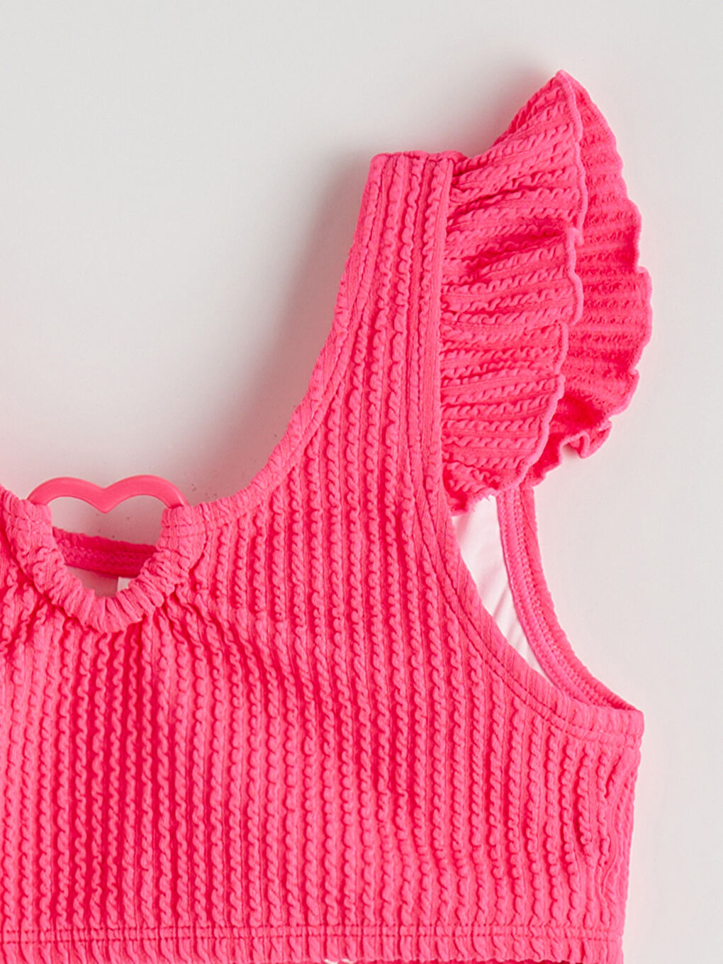 Pembe Kalp Detaylı Fırfırlı Kız Çocuk Bikini-5