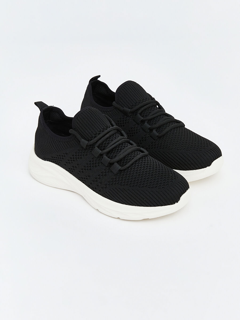 Siyah Bağcıklı Kadın Spor Ayakkabı