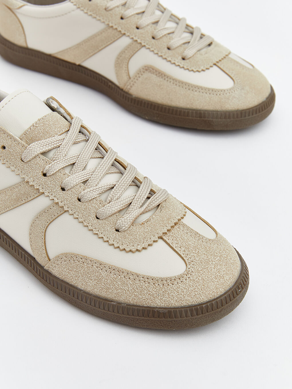 Bej Süet Görünümlü Kadın Spor Ayakkabı-2