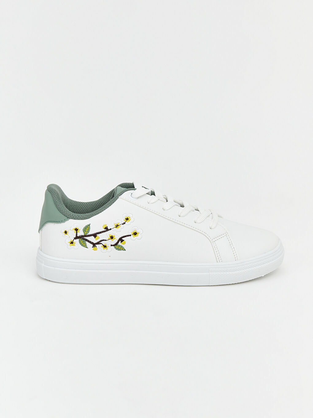 Beyaz Deri Görünümlü Kadın Spor Ayakkabı-1