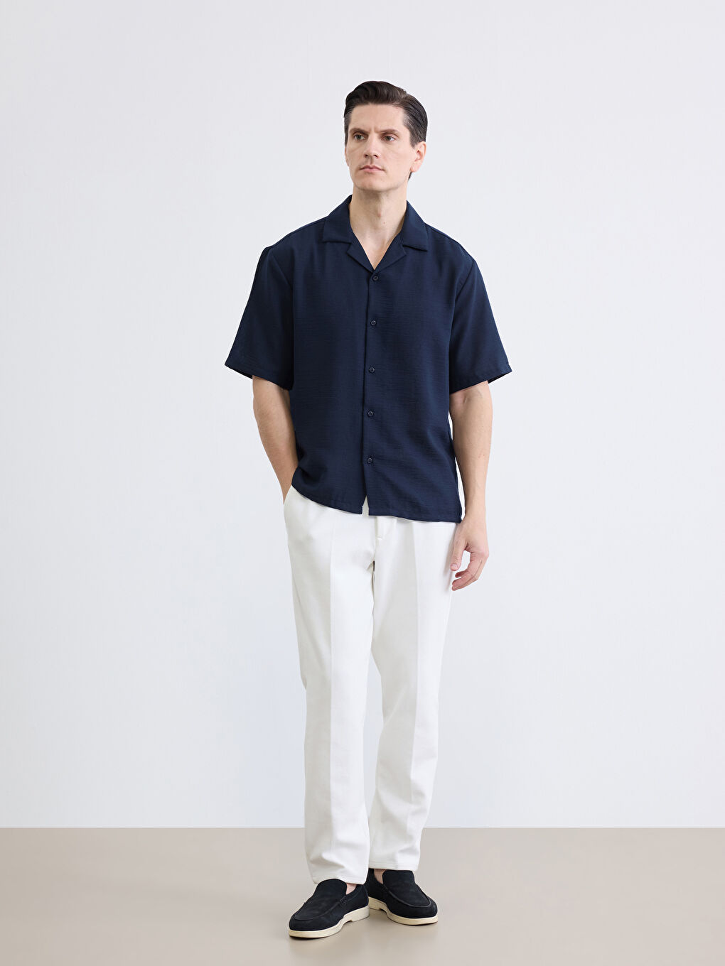 Lacivert Rahat Kalıp Armürlü Erkek Gömlek-1