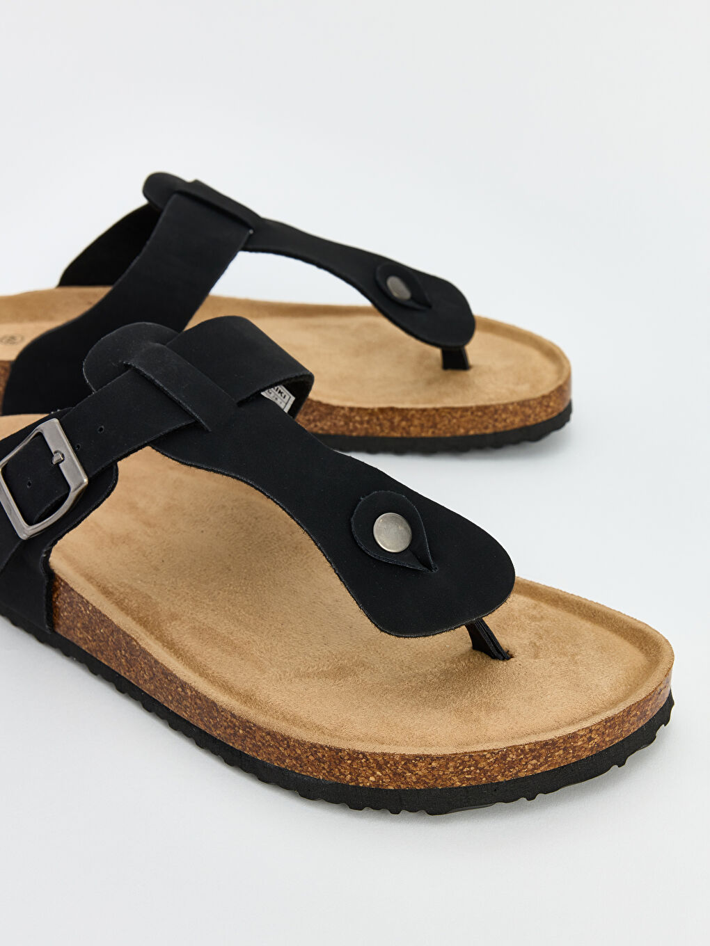 نەعل ڕه‌ش پیاو-2