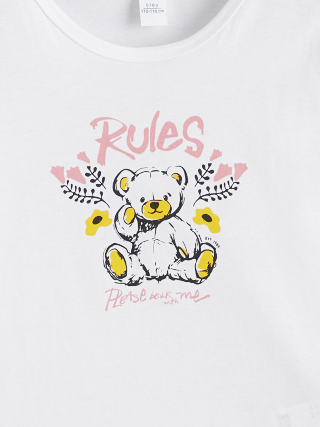 Момиче Бяло Тениска-1