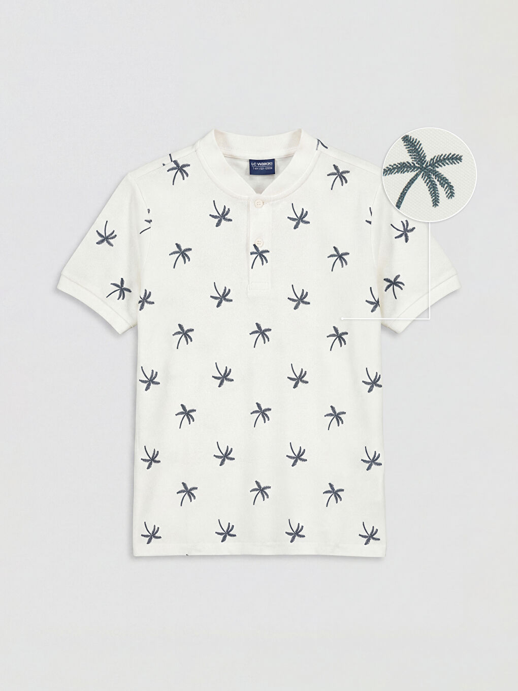 Ekru Hakim Yaka Desenli Erkek Çocuk Tişört