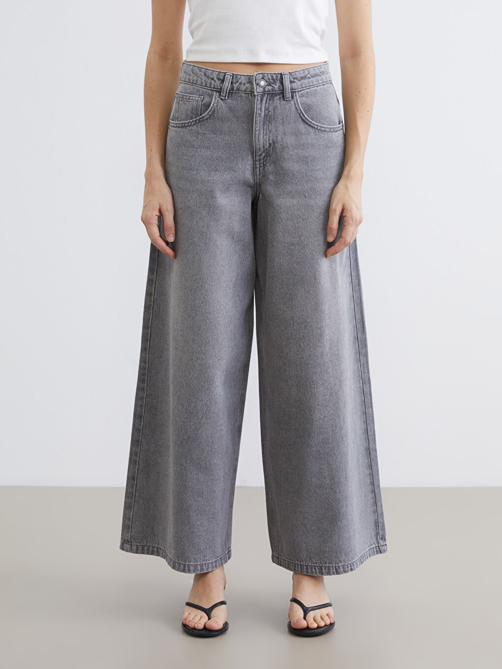 Wide Leg Women's Jeans-1