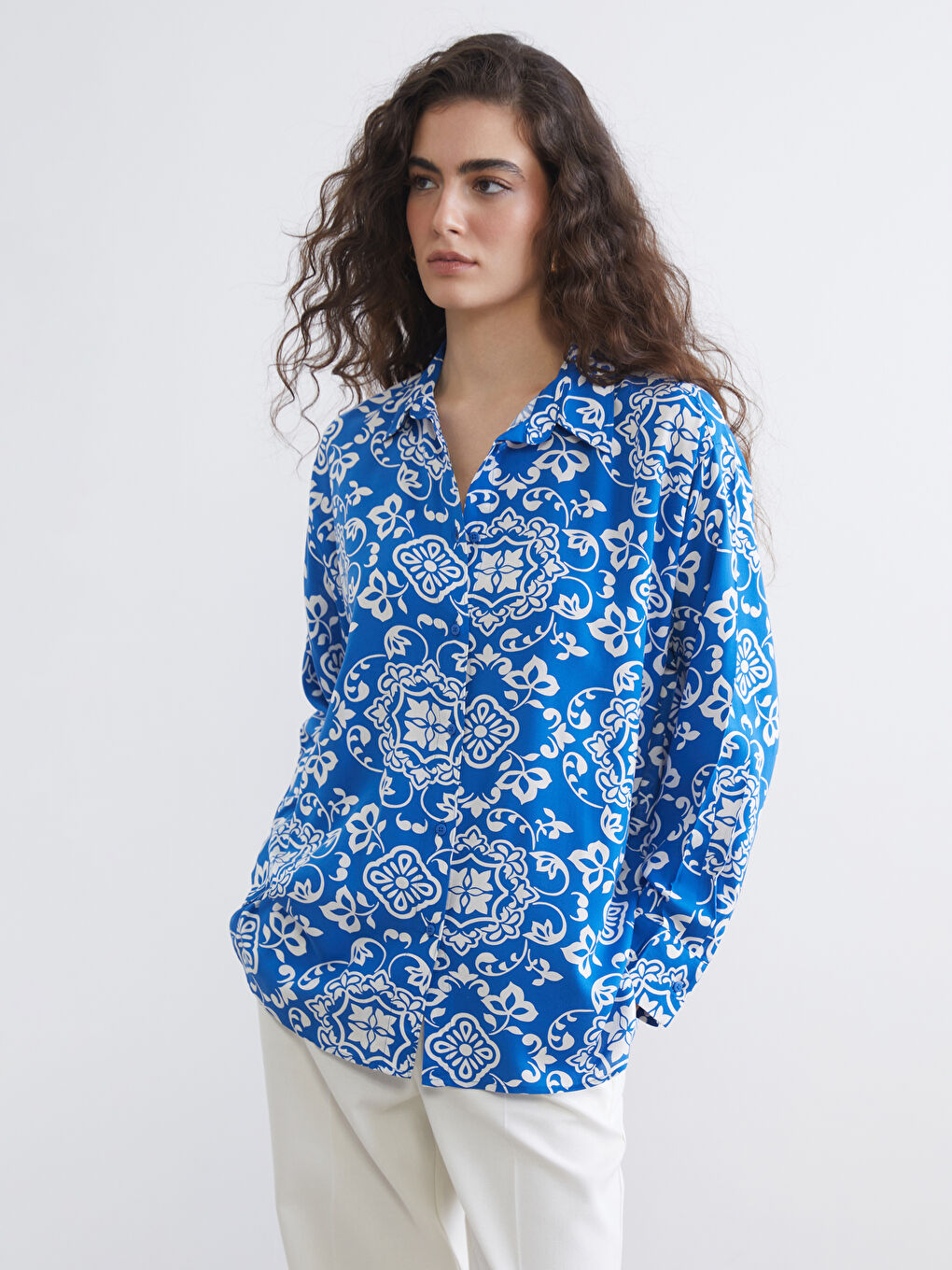 Візерункова сорочка оверсайз для жінок